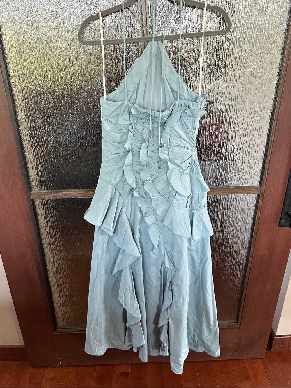 AMUR Ottavia Ruffle Dress
Cumulus Light Blue Ruffle Halter Maxi Dress size 4 - Picture 13 of 17
